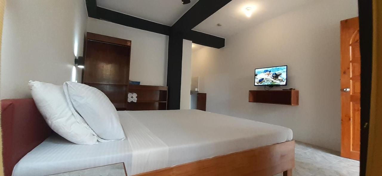 Jalyn'S Resort Sabang Пуэрто-Галера Экстерьер фото