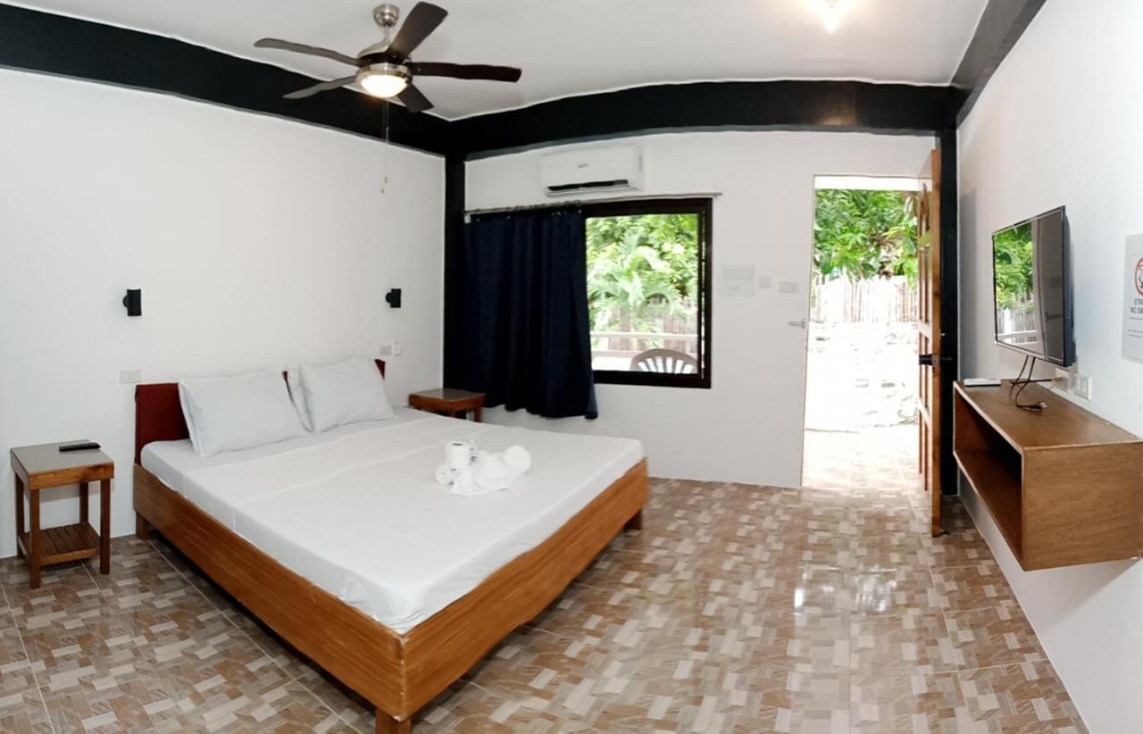 Jalyn'S Resort Sabang Пуэрто-Галера Экстерьер фото