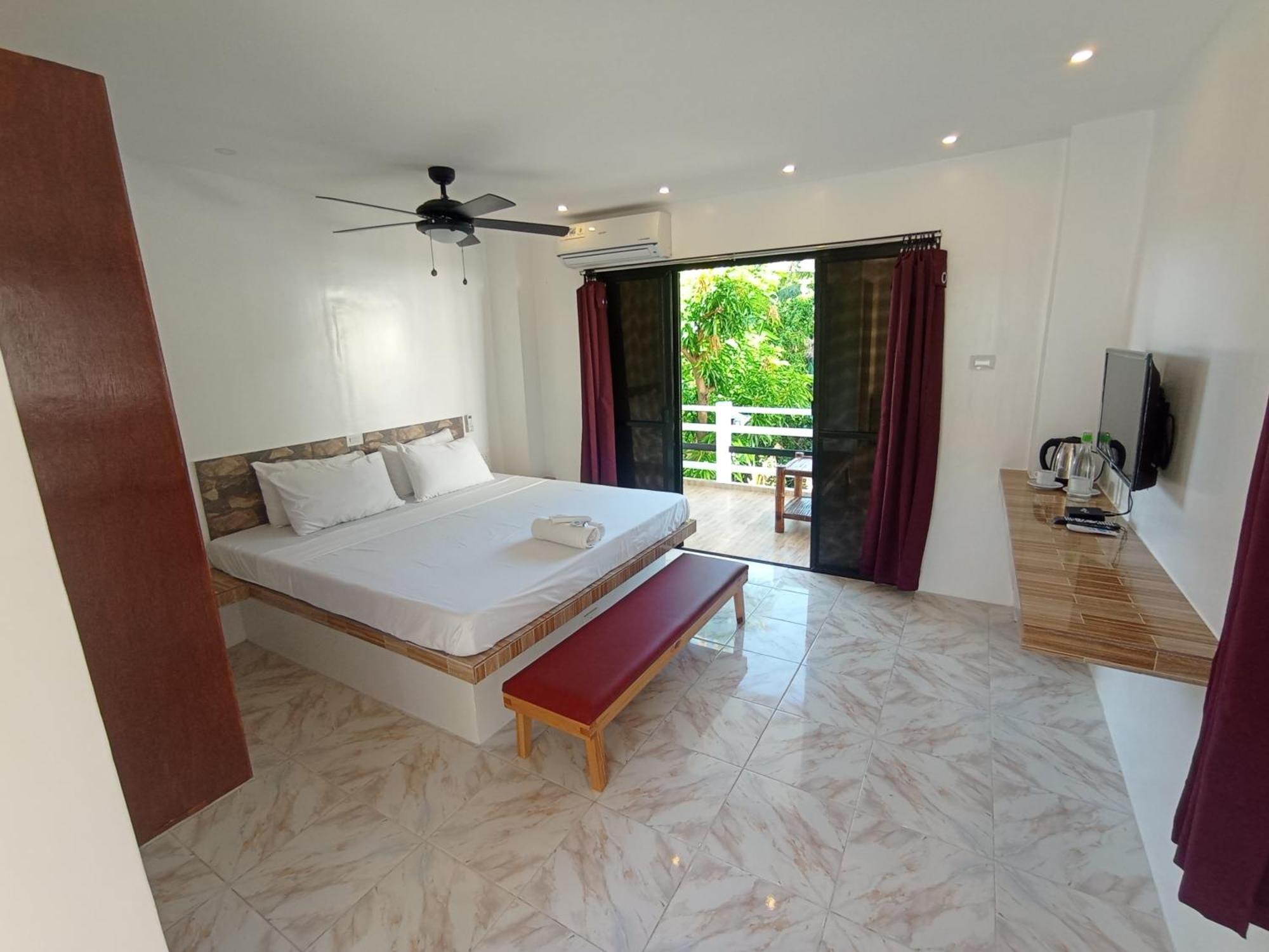 Jalyn'S Resort Sabang Пуэрто-Галера Экстерьер фото