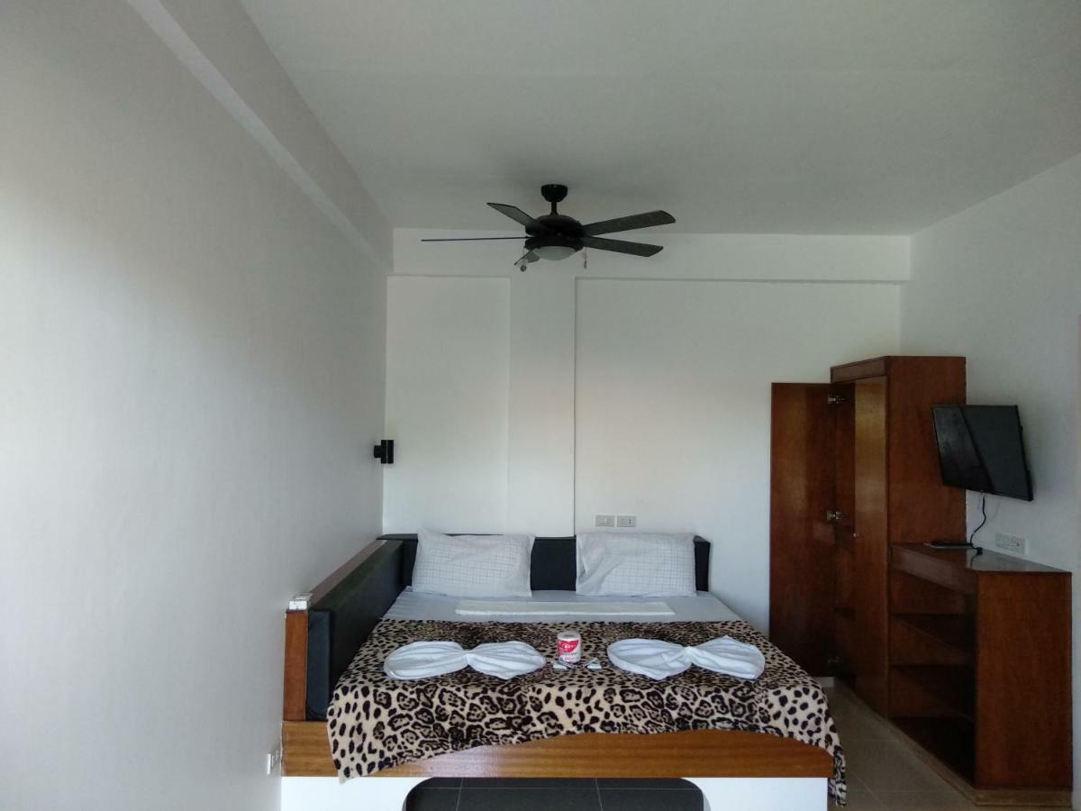 Jalyn'S Resort Sabang Пуэрто-Галера Экстерьер фото