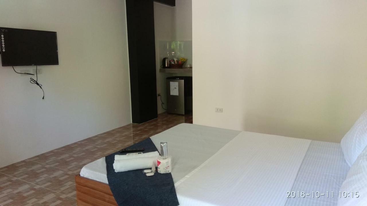 Jalyn'S Resort Sabang Пуэрто-Галера Экстерьер фото